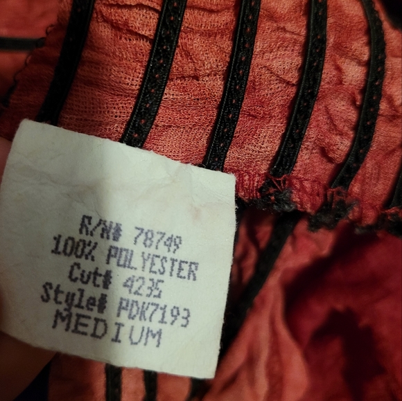 Wet Seal Red Off-The-Shoulder Top Women's Medium M Ruffled Lace Sinched Waisted - Picture 5 of 7